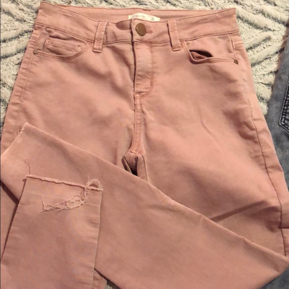 Dusty pink jeans.!